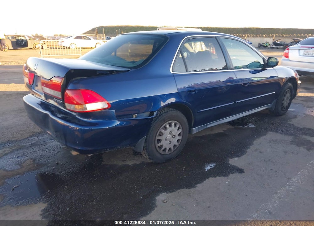 2002 HONDA ACCORD 2.3 VP VIN: 1HGCF86662A160131
