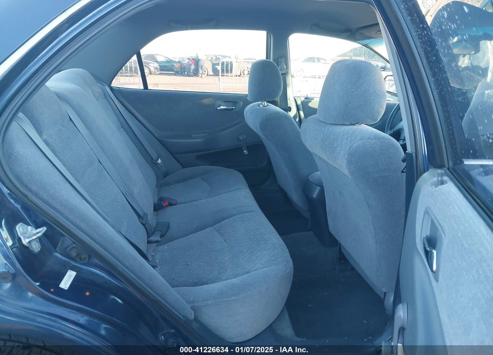 2002 HONDA ACCORD 2.3 VP VIN: 1HGCF86662A160131