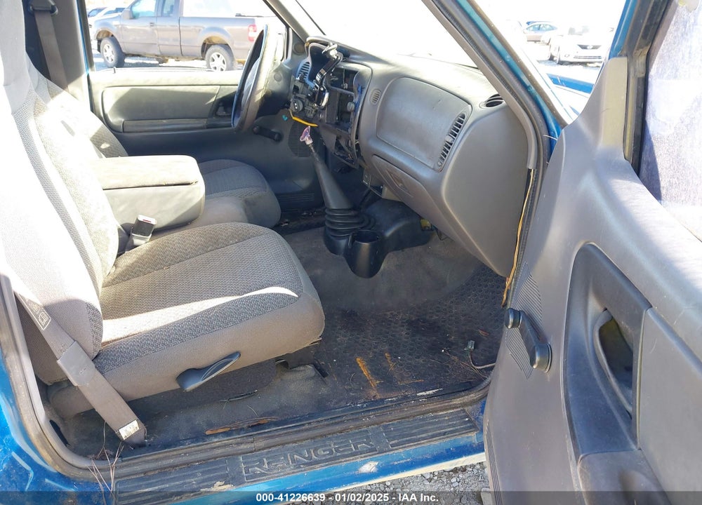 2001 FORD RANGER EDGE/XL/XLT VIN: 1FTYR10U11PA73890