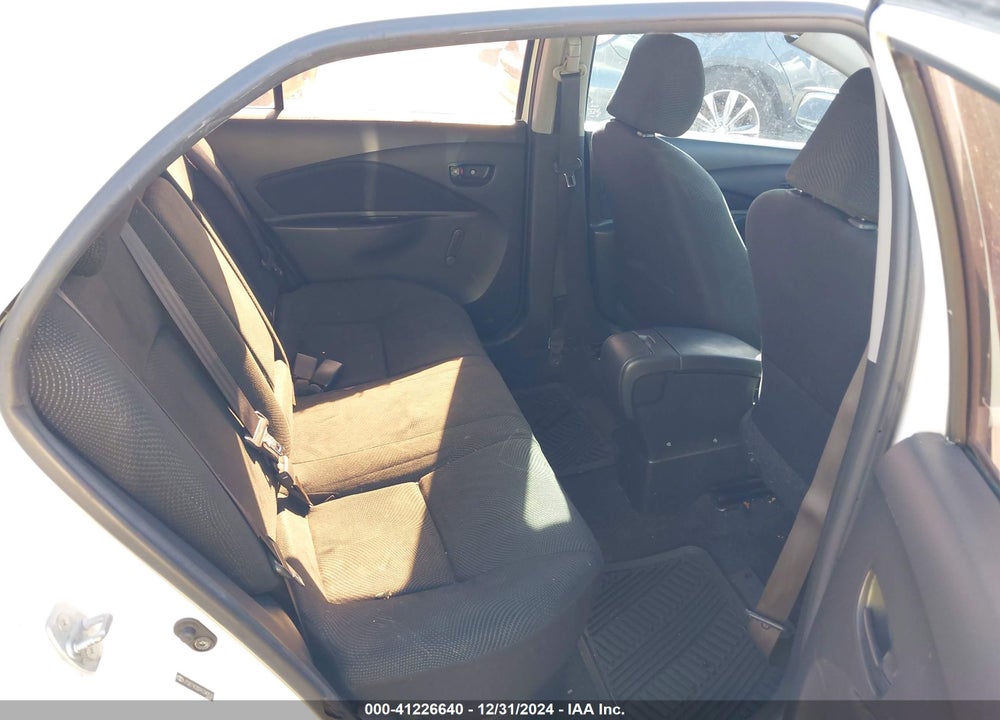 2009 TOYOTA YARIS VIN: JTDBT903091340531