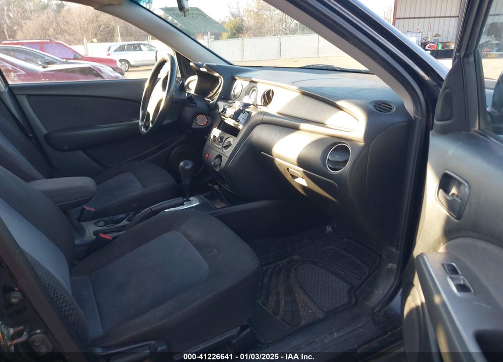 2004 MITSUBISHI OUTLANDER LS VIN: JA4LX31F34U059226