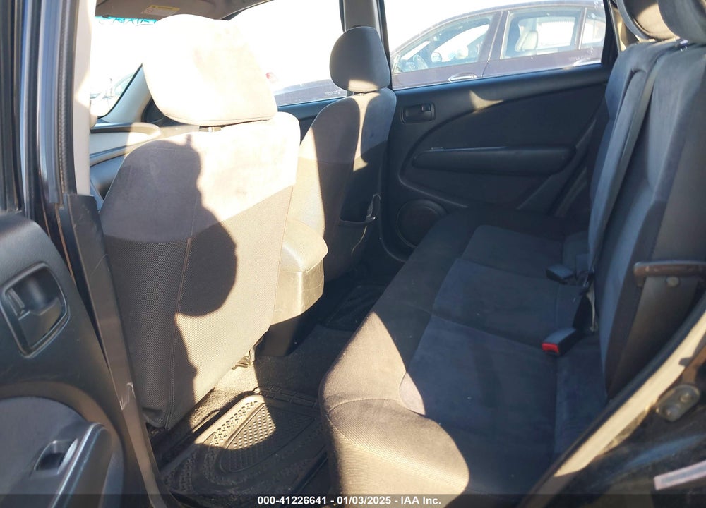 2004 MITSUBISHI OUTLANDER LS VIN: JA4LX31F34U059226