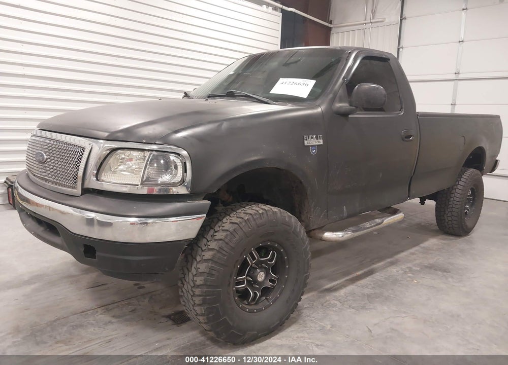 2002 FORD F-150 XL/XLT VIN: 1FTRF17222NB00884