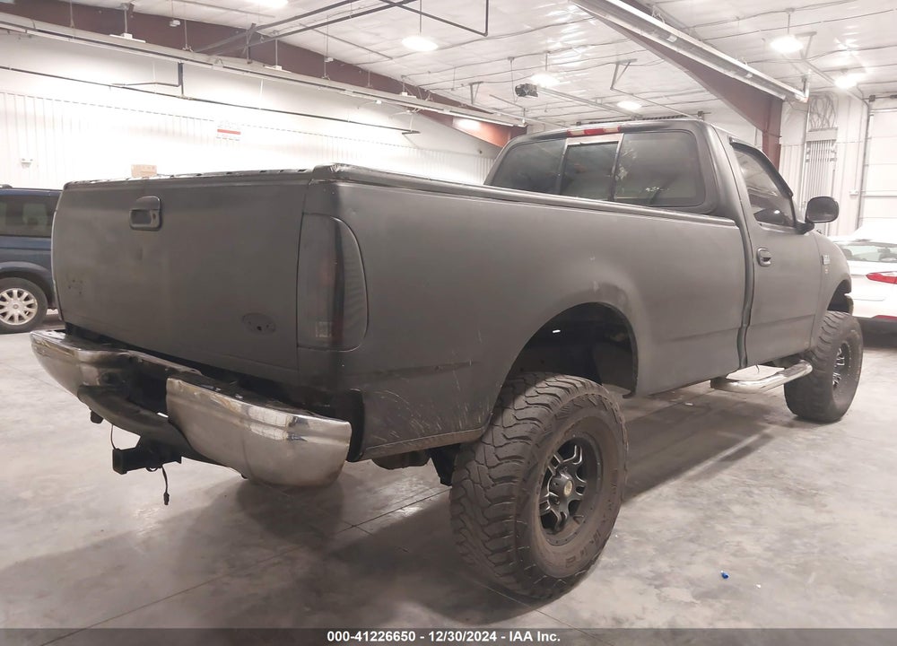 2002 FORD F-150 XL/XLT VIN: 1FTRF17222NB00884
