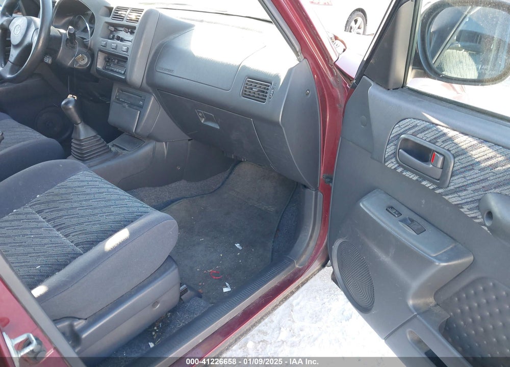 2000 TOYOTA RAV4 VIN: JT3HP10V4Y0240667
