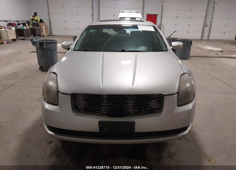 2004 NISSAN MAXIMA 3.5 SE VIN: 1N4BA41E14C913710