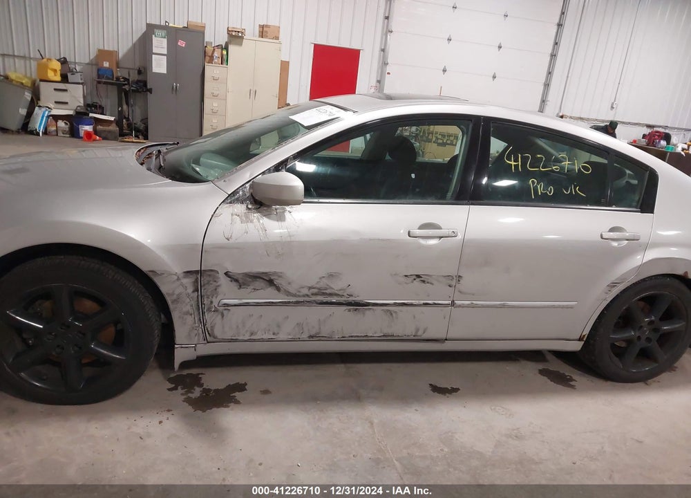 2004 NISSAN MAXIMA 3.5 SE VIN: 1N4BA41E14C913710