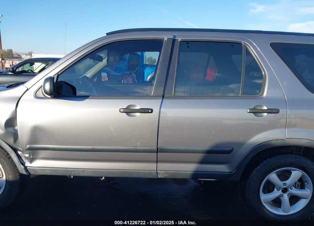 2005 HONDA CR-V LX VIN: JHLRD685X5C010798