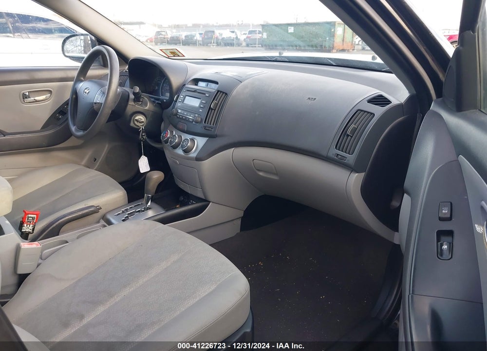 2010 HYUNDAI ELANTRA VIN: KMHDU4AD2AU947318