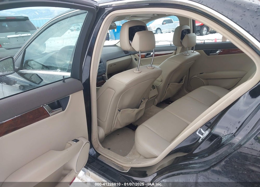 2011 MERCEDES-BENZ C VIN: WDDGF8BBXBR168341