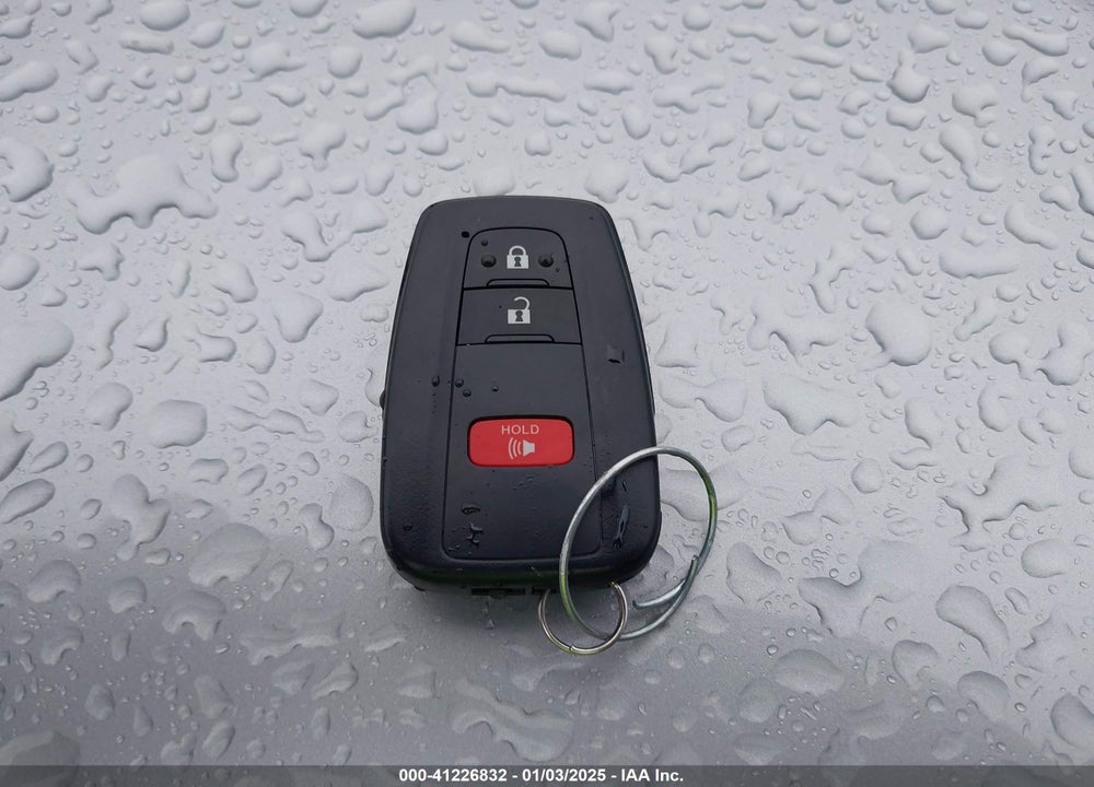 2021 TOYOTA RAV4 HYBRID XLE VIN: 2T3R6RFV1MW012656