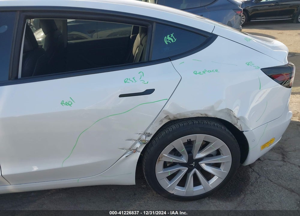 2021 TESLA MODEL 3 STANDARD RANGE PLUS REAR-WHEEL DRIVE VIN: 5YJ3E1EA7MF017939