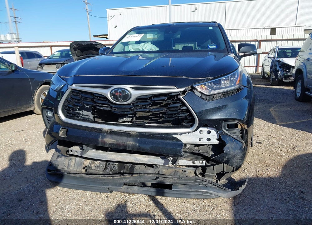 2020 TOYOTA HIGHLANDER LE VIN: 5TDZZRAH6LS512112