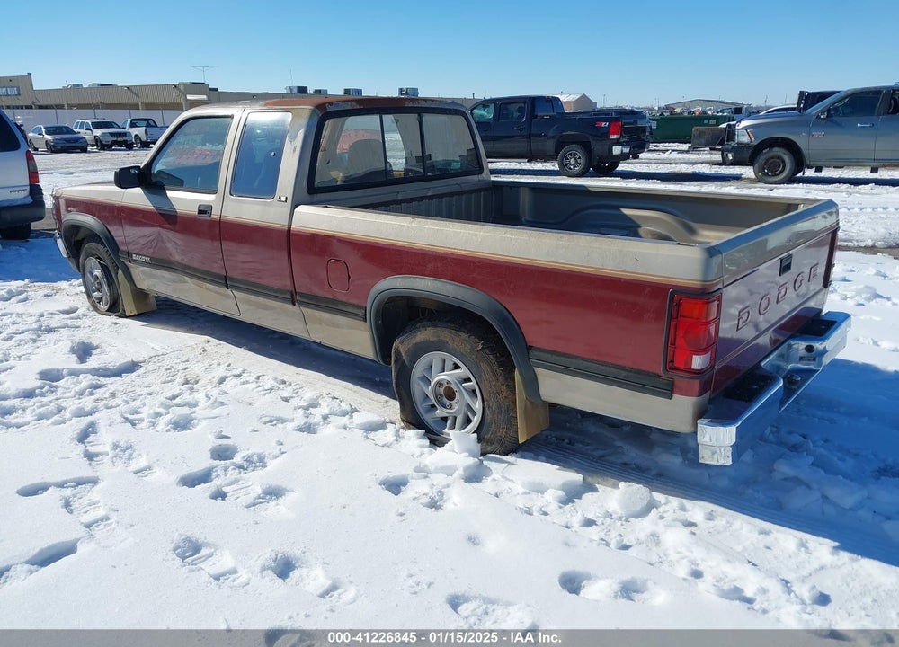 1992 DODGE DAKOTA VIN: 1B7FL23X7NS669173
