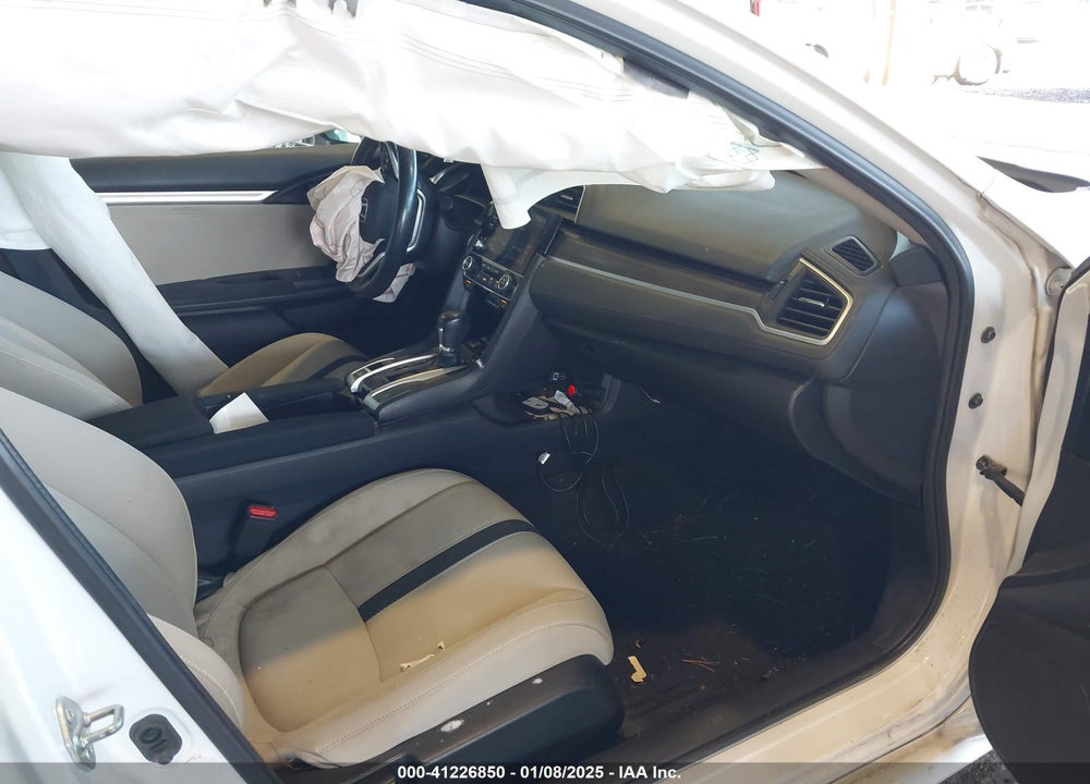 2019 HONDA CIVIC VIN: 19XFC1F32KE204902