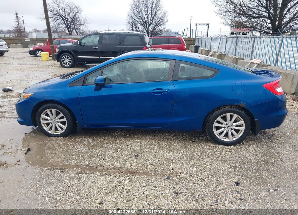 2012 HONDA CIVIC CPE VIN: 2HGFG3B8XCH505703