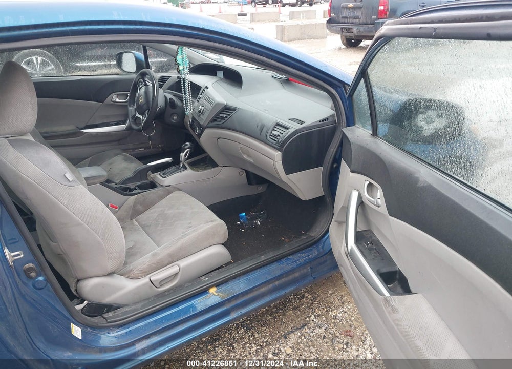 2012 HONDA CIVIC CPE VIN: 2HGFG3B8XCH505703