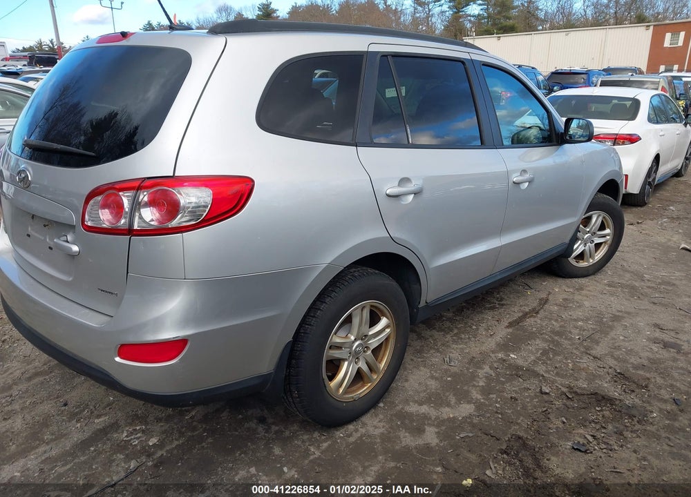 2012 HYUNDAI SANTA FE GLS VIN: 5XYZGDAB7CG102663