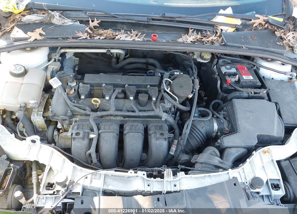 2015 FORD FOCUS SE VIN: 1FADP3F25FL277019