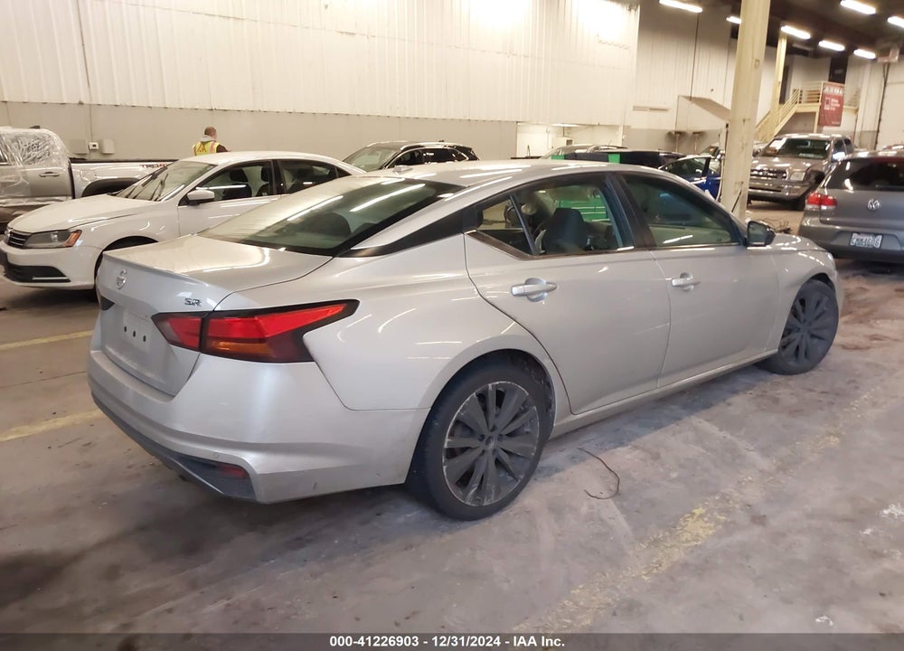 2021 NISSAN ALTIMA SR FWD VIN: 1N4BL4CV1MN388028
