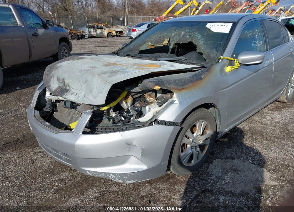 2010 HONDA ACCORD 2.4 LX-P VIN: 1HGCP2F45AA165599