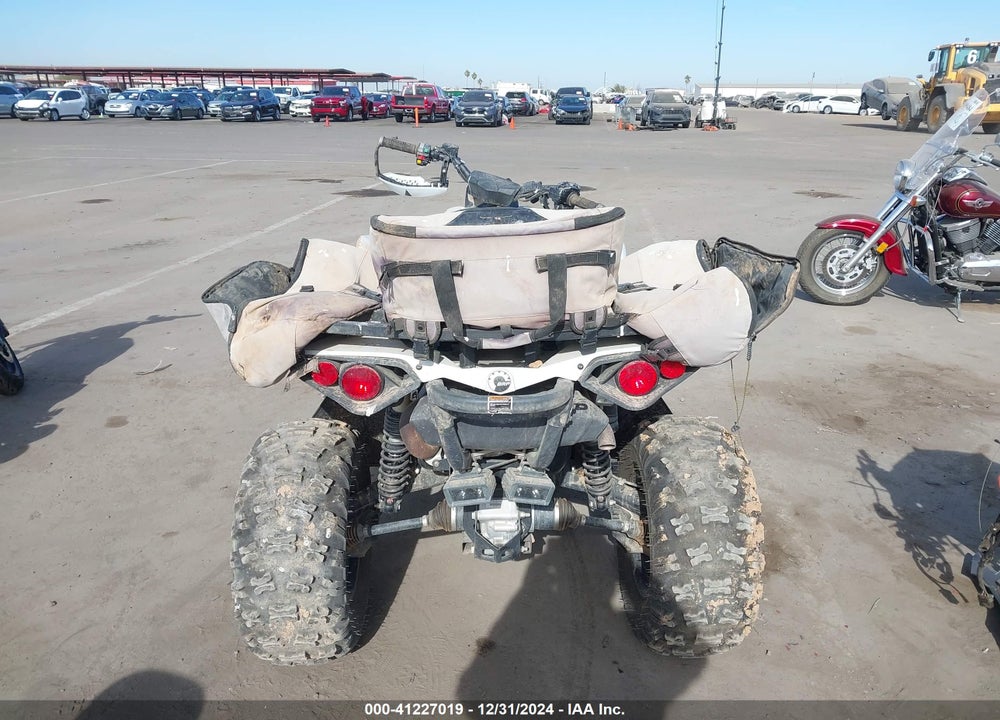 2023 CAN-AM RENEGADE X XC 1000R VIN: 3JBMXAX47PJ000374