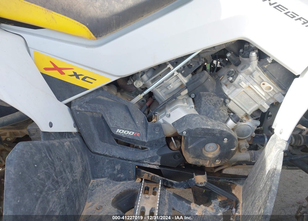 2023 CAN-AM RENEGADE X XC 1000R VIN: 3JBMXAX47PJ000374