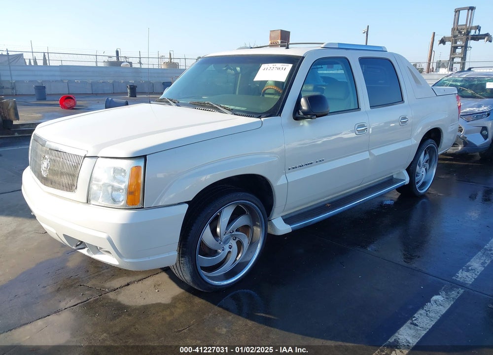 2002 CADILLAC ESCALADE EXT STANDARD VIN: 3GYEK63N02G274009