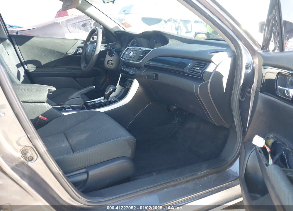 2017 HONDA ACCORD LX VIN: 1HGCR2F32HA136766
