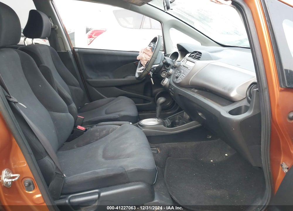 2009 HONDA FIT SPORT VIN: JHMGE88479S009056