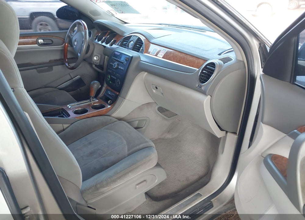 2008 BUICK ENCLAVE CX VIN: 5GAER13718J198363