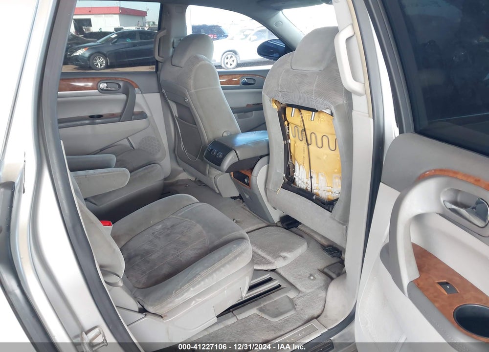 2008 BUICK ENCLAVE CX VIN: 5GAER13718J198363