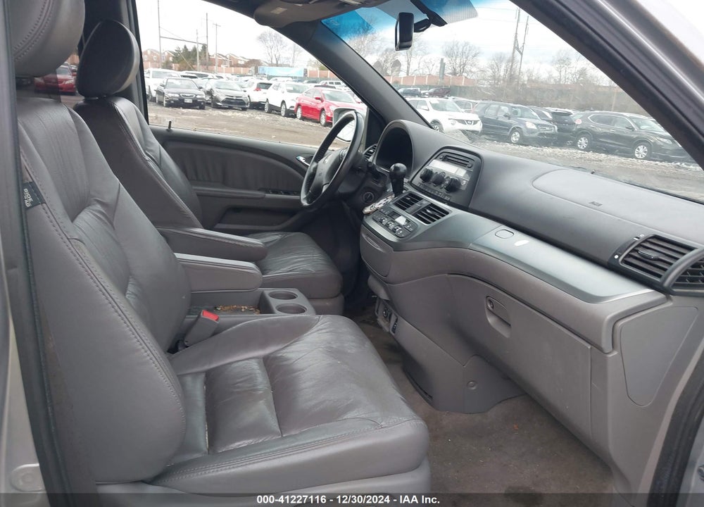 2010 HONDA ODYSSEY EX-L VIN: 5FNRL3H6XAB082573