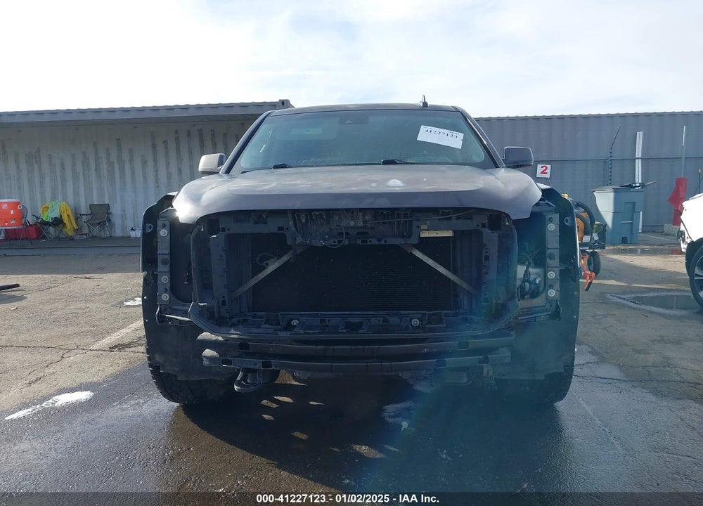 2015 GMC YUKON XL 1500 DENALI VIN: 1GKS2JKJ5FR600116