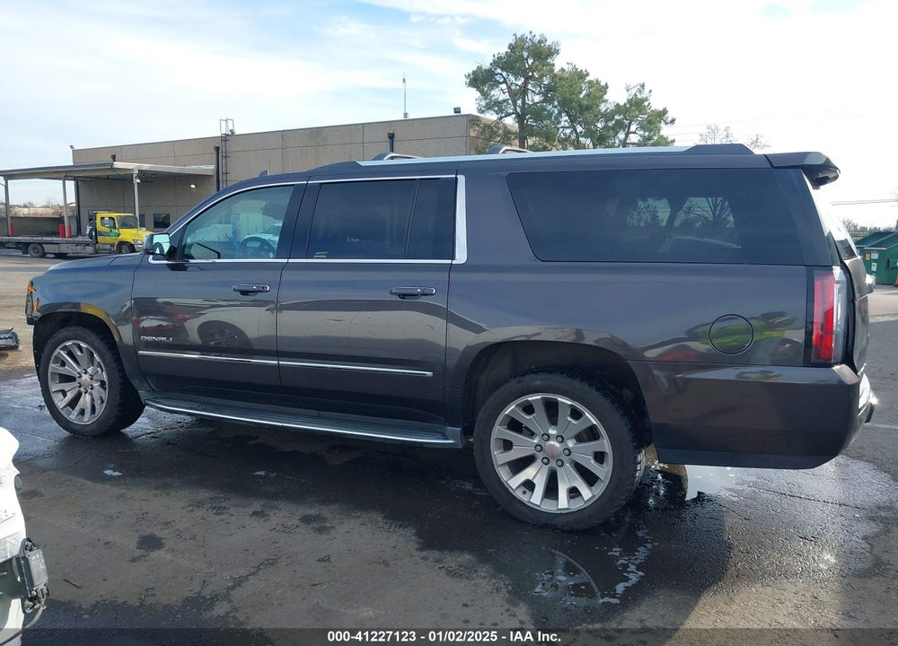 2015 GMC YUKON XL 1500 DENALI VIN: 1GKS2JKJ5FR600116