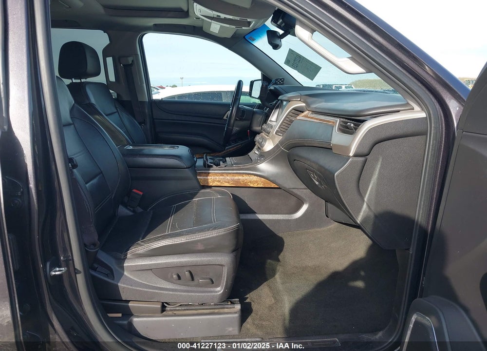 2015 GMC YUKON XL 1500 DENALI VIN: 1GKS2JKJ5FR600116
