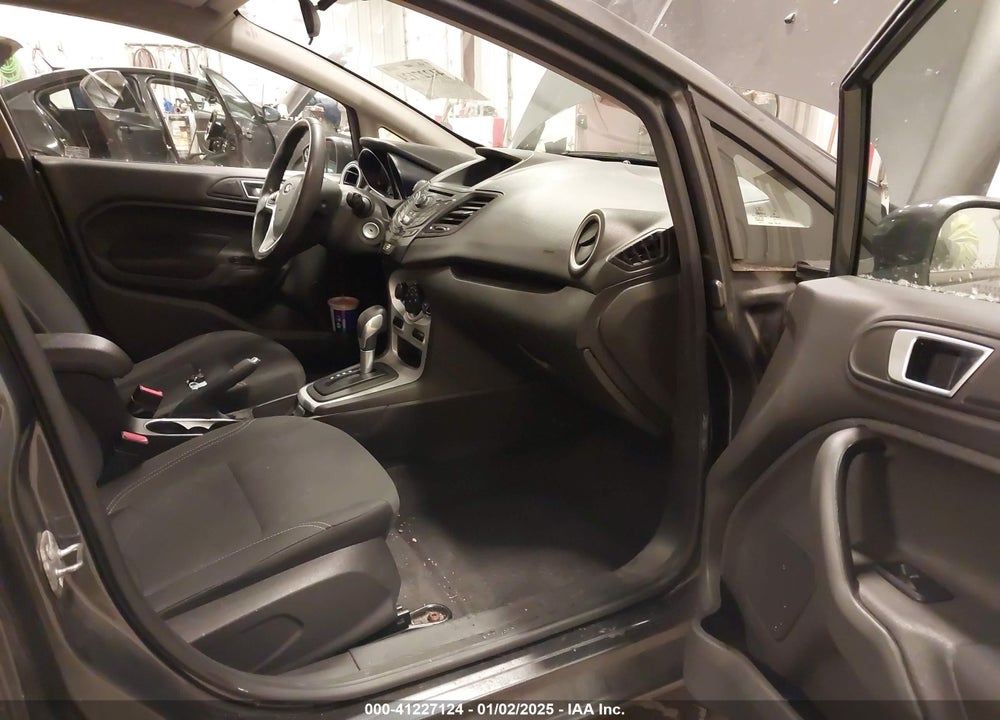 2015 FORD FIESTA VIN: 3FADP4EJ8FM138306