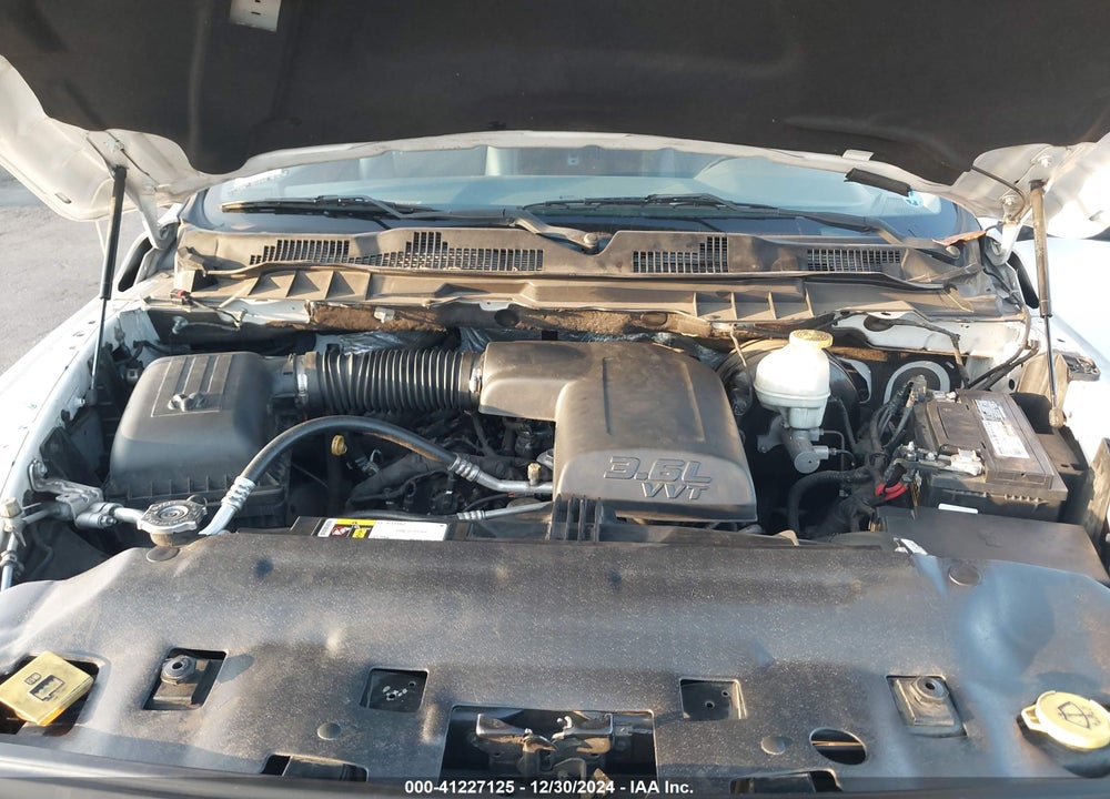 2017 RAM 1500 VIN: 3C6JR6AG4HG504736