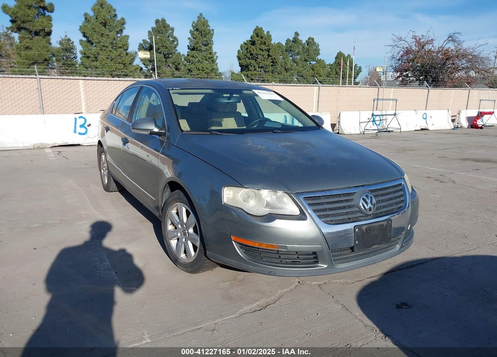 2006 VOLKSWAGEN PASSAT 2.0T VIN: WVWAK93C16P061561