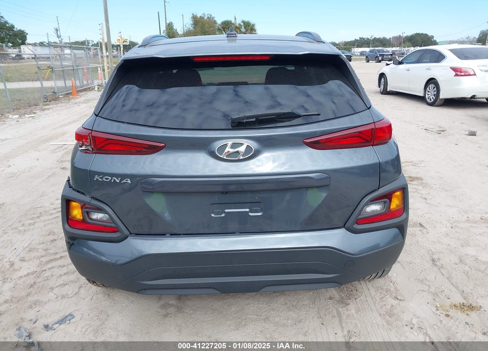 2021 HYUNDAI KONA SEL VIN: KM8K22AAXMU599764