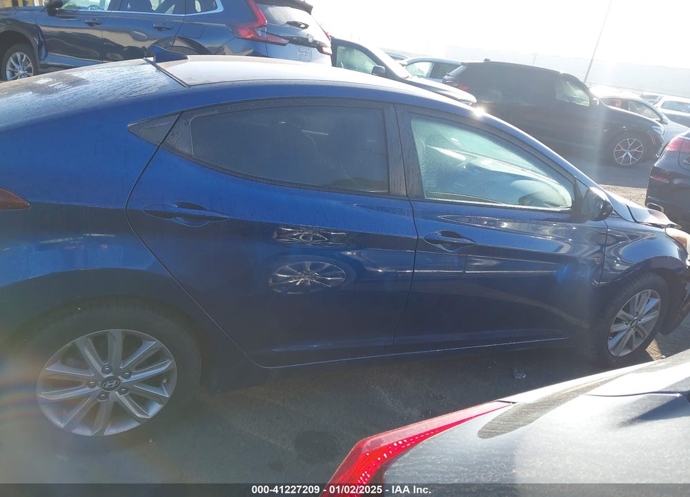 2016 HYUNDAI ELANTRA SE VIN: 5NPDH4AE2GH703852