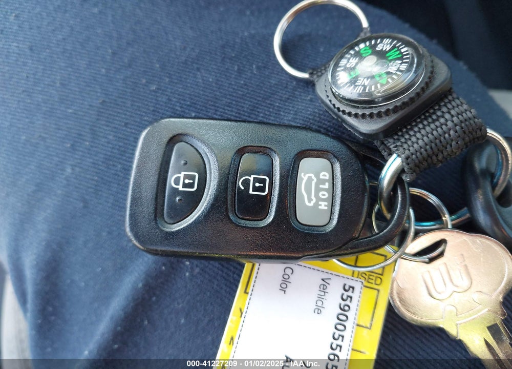 2016 HYUNDAI ELANTRA SE VIN: 5NPDH4AE2GH703852