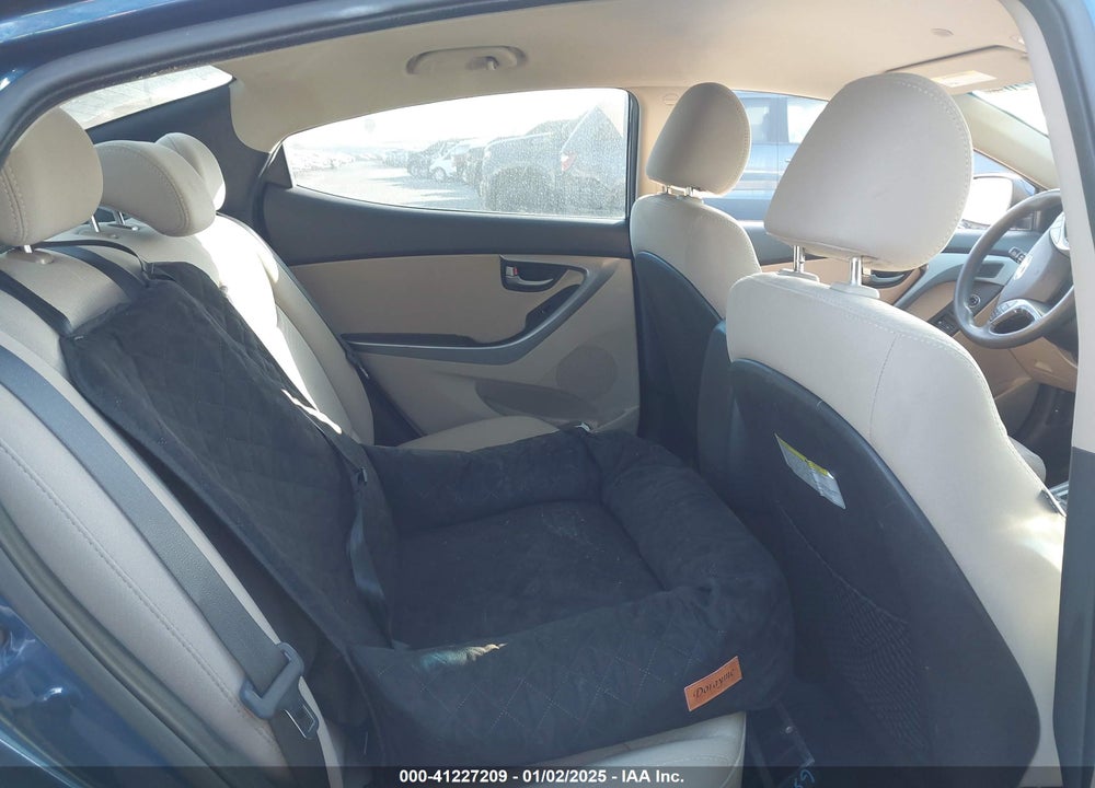 2016 HYUNDAI ELANTRA SE VIN: 5NPDH4AE2GH703852