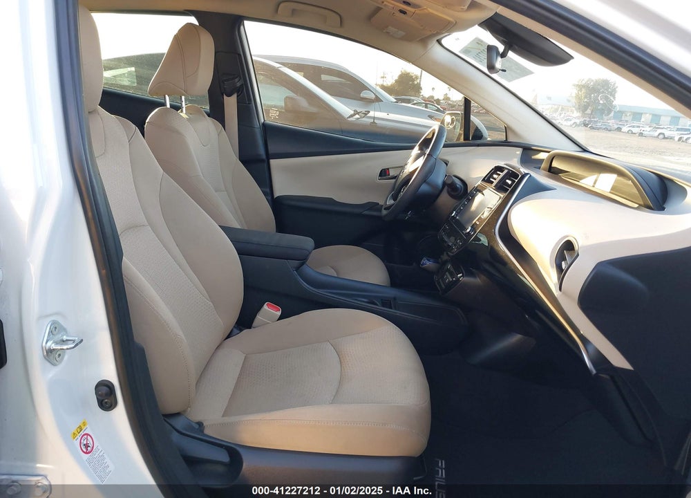 2021 TOYOTA PRIUS VIN: JTDKAMFU8M3132998