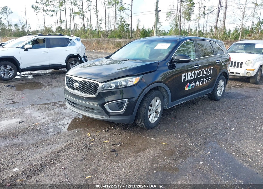 2017 KIA SORENTO 2.4L L VIN: 5XYPG4A33HG286930