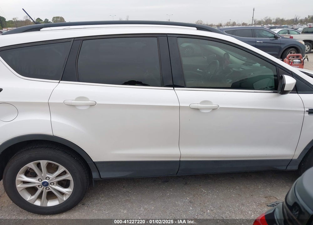 2018 FORD ESCAPE SEL VIN: 1FMCU0HD5JUA71502