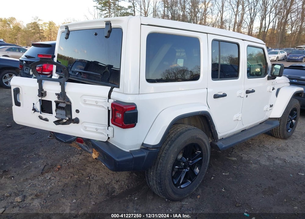2020 JEEP WRANGLER UNLIMITED SAHARA ALTITUDE 4X4 VIN: 1C4HJXEG9LW300801