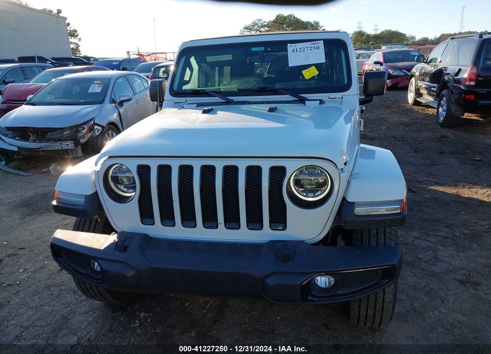2020 JEEP WRANGLER UNLIMITED SAHARA ALTITUDE 4X4 VIN: 1C4HJXEG9LW300801