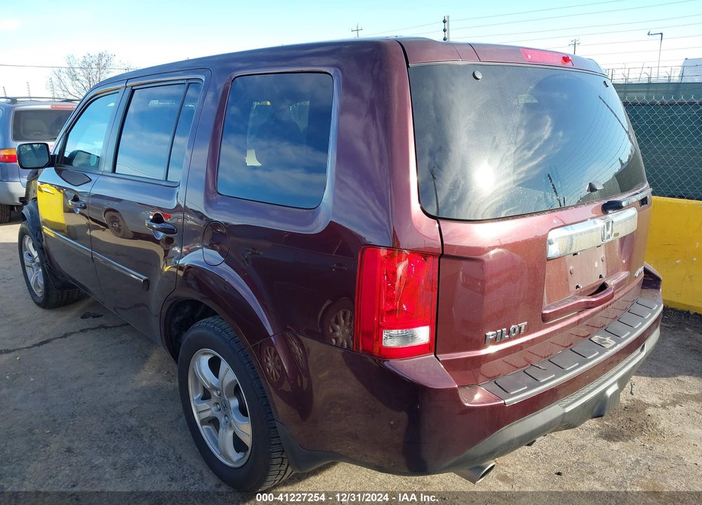 2013 HONDA PILOT EX VIN: 5FNYF4H4XDB083931