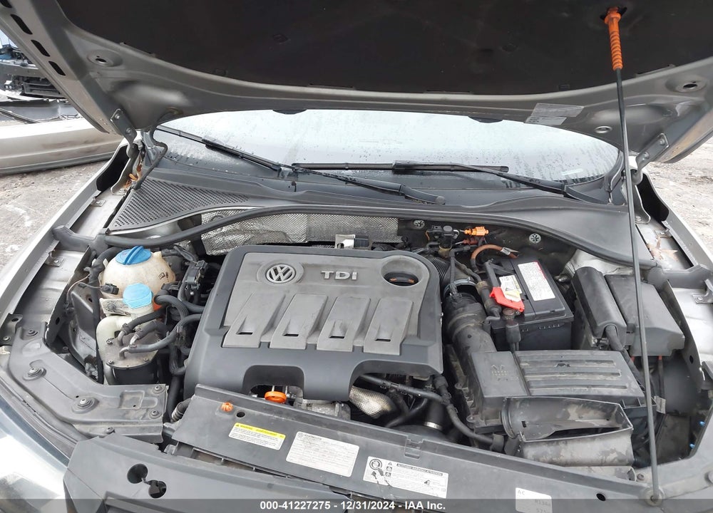 2013 VOLKSWAGEN PASSAT VIN: 1VWBN7A31DC002093